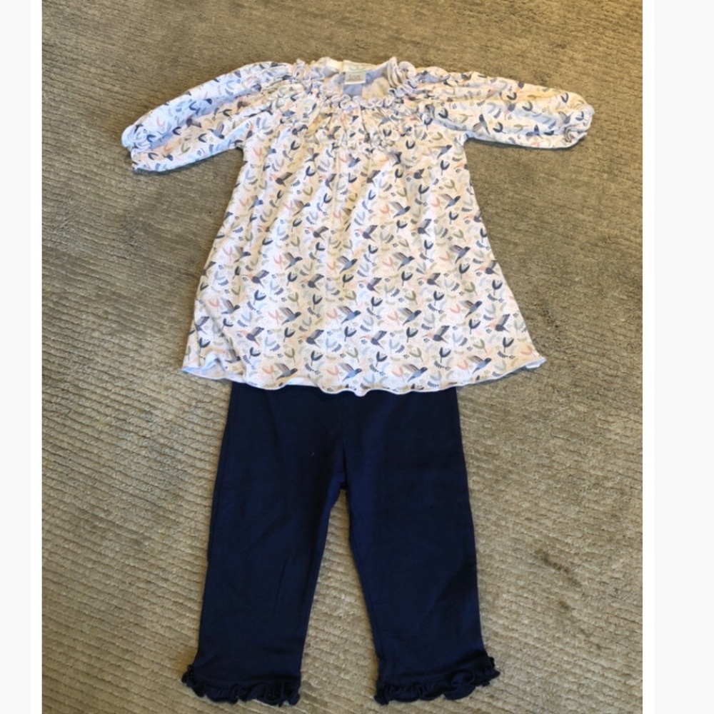 Feather baby outfit